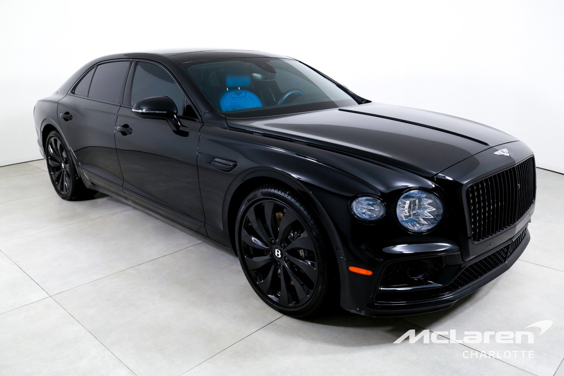 Used 2021 Bentley Flying Spur W12 image 3