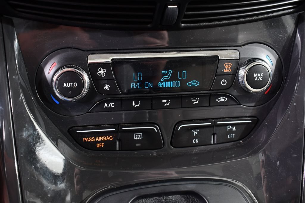 Used 2016 Ford Escape Titanium w/ Equipment Group 301A AWD/4WD image 28