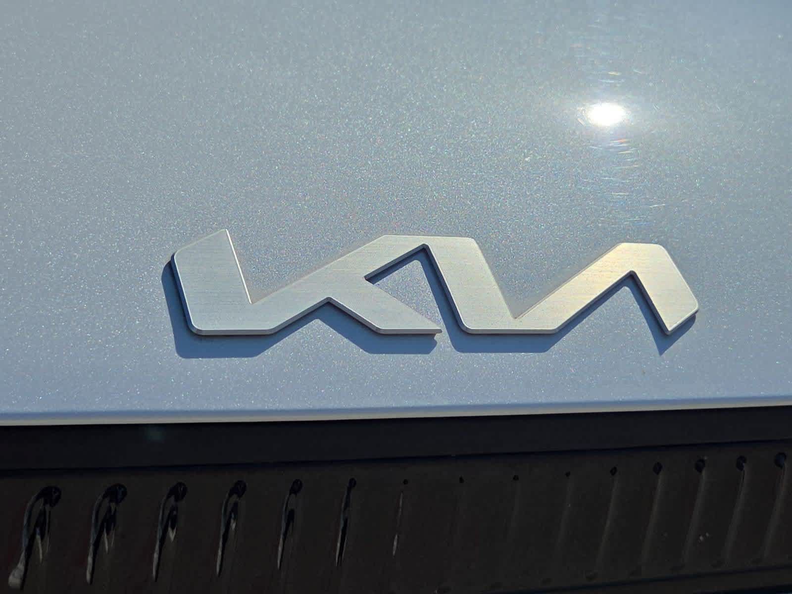 Certified 2022 Kia EV6 Wind RWD image 11