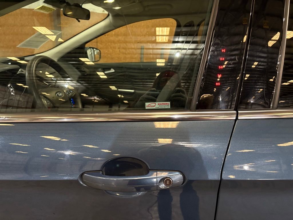 Used 2018 Ford Escape SE image 17