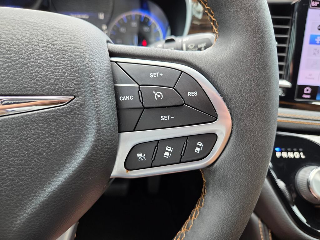 Certified 2022 Chrysler Pacifica Pinnacle FWD image 34