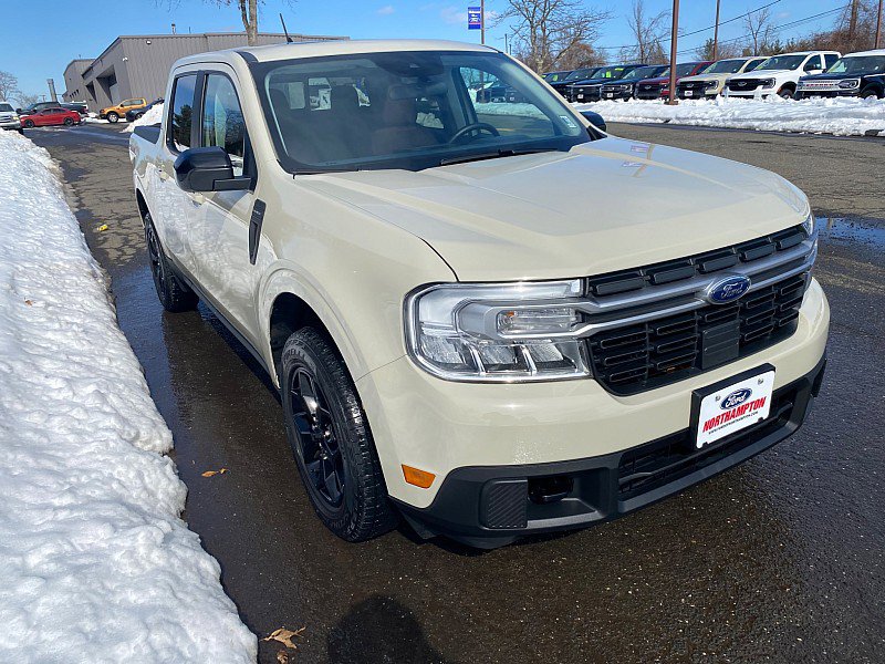Certified 2024 Ford Maverick Lariat w/ FX4 Off-Road Package image 3