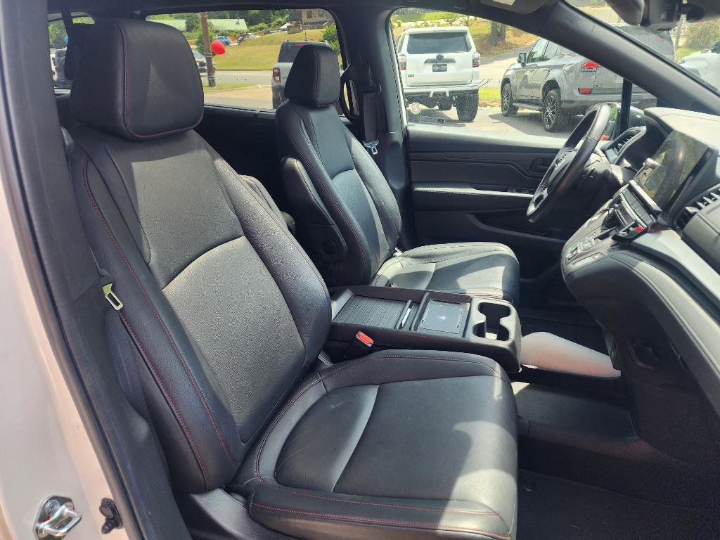 Used 2025 Honda Odyssey Sport-L image 12
