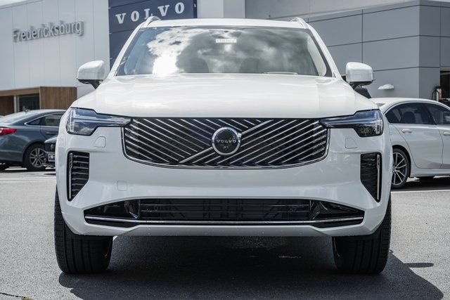 Used 2026 Volvo XC90 B6 Ultra w/ Protection Package AWD/4WD image 2