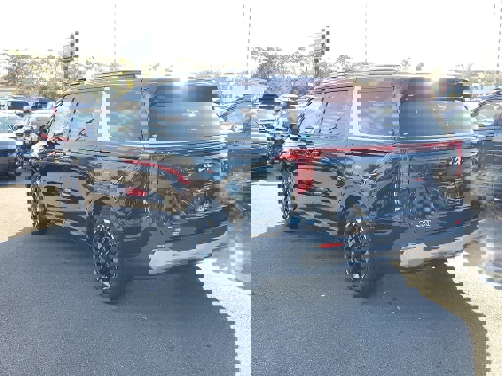 New 2026 Kia Carnival EX image 4