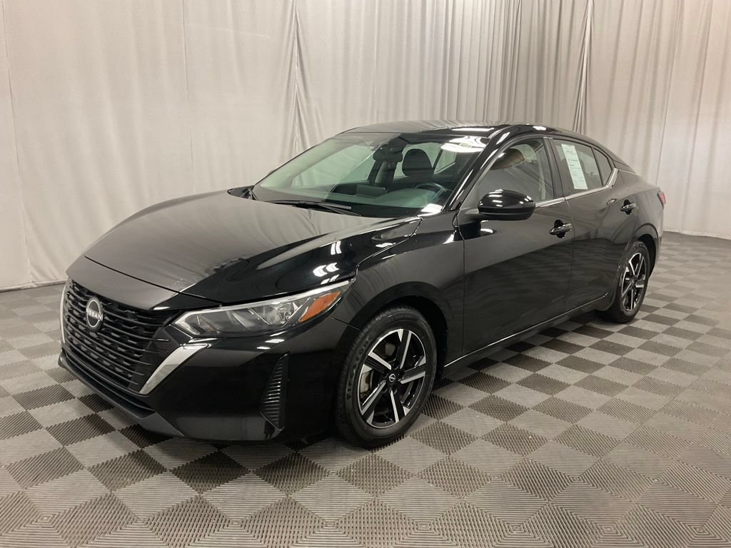 Used 2025 Nissan Sentra SV FWD image 10