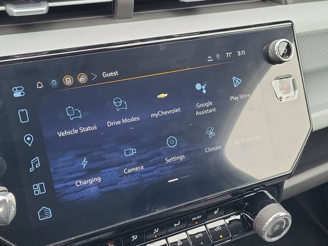 New 2027 Chevrolet Bolt LT w/ Comfort Package FWD image 26