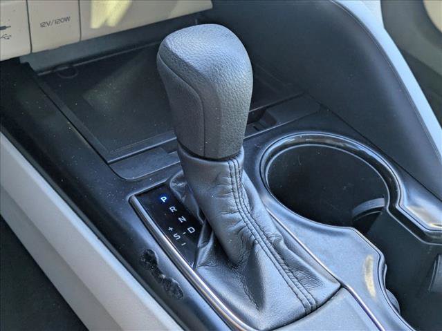 Used 2019 Toyota Camry LE FWD image 16