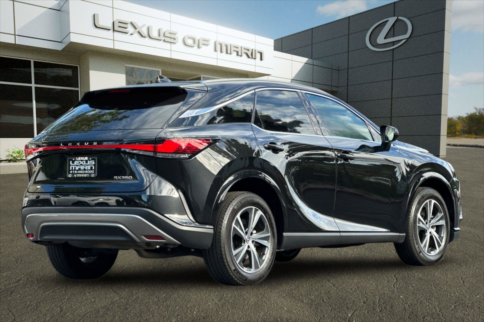 Certified 2024 Lexus RX 350 FWD w/ Technology Package image 9