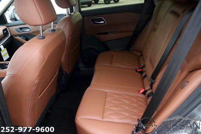 New 2026 Nissan Rogue Platinum w/ Platinum Premium Package image 13