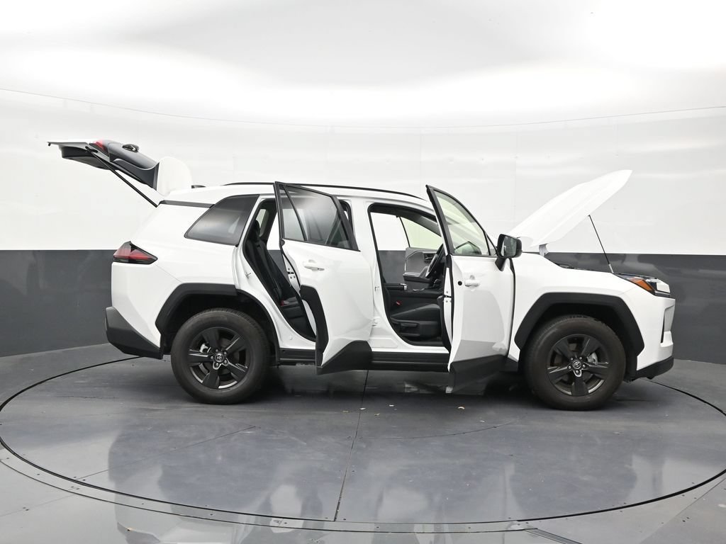 Used 2026 Toyota RAV4 LE FWD image 29
