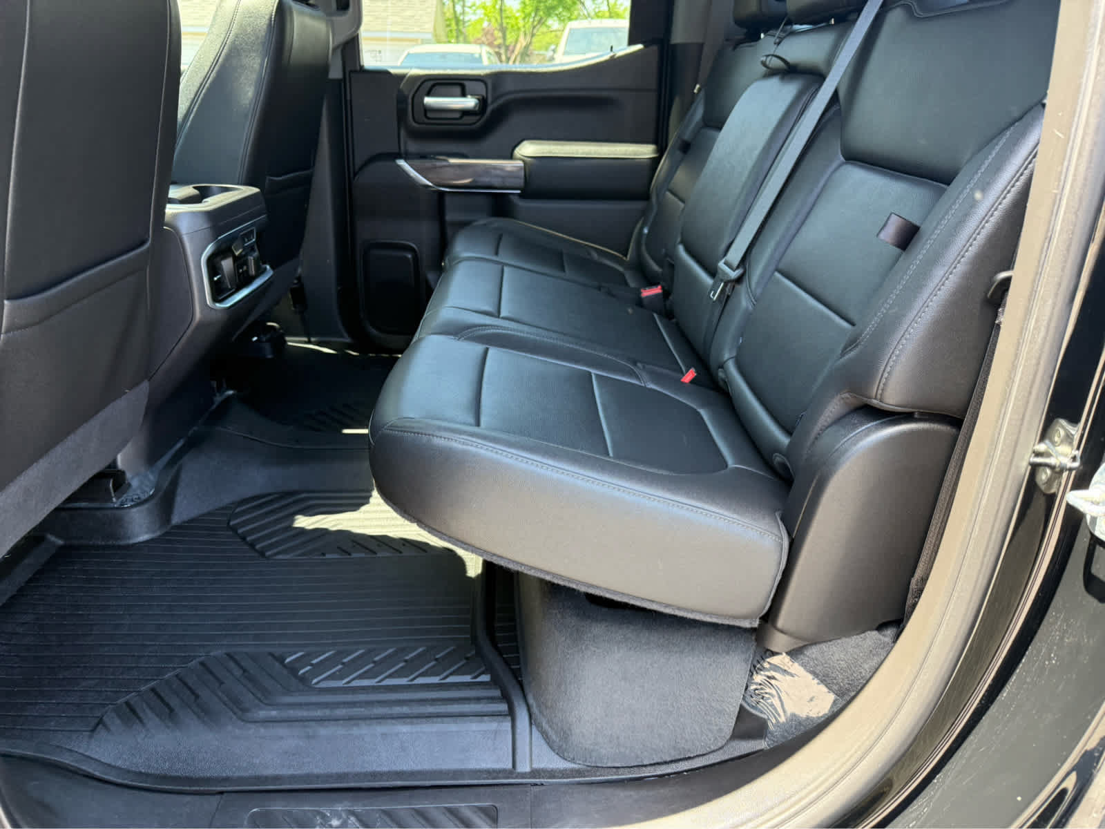 Used 2021 Chevrolet Silverado 1500 LTZ w/ Technology Package AWD/4WD image 13