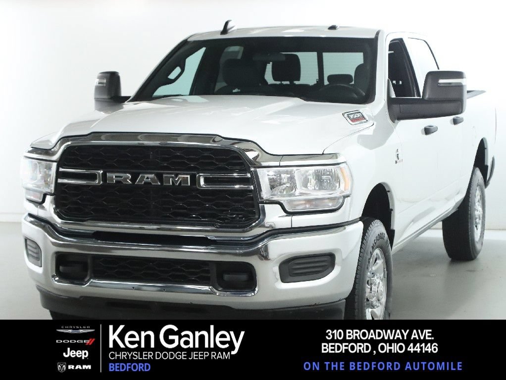 Used 2024 RAM 3500 Tradesman w/ Chrome Appearance Group AWD/4WD image 1