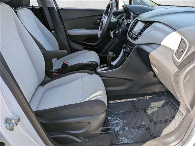 Used 2021 Chevrolet Trax LS w/ Tint and Cruise Package image 25