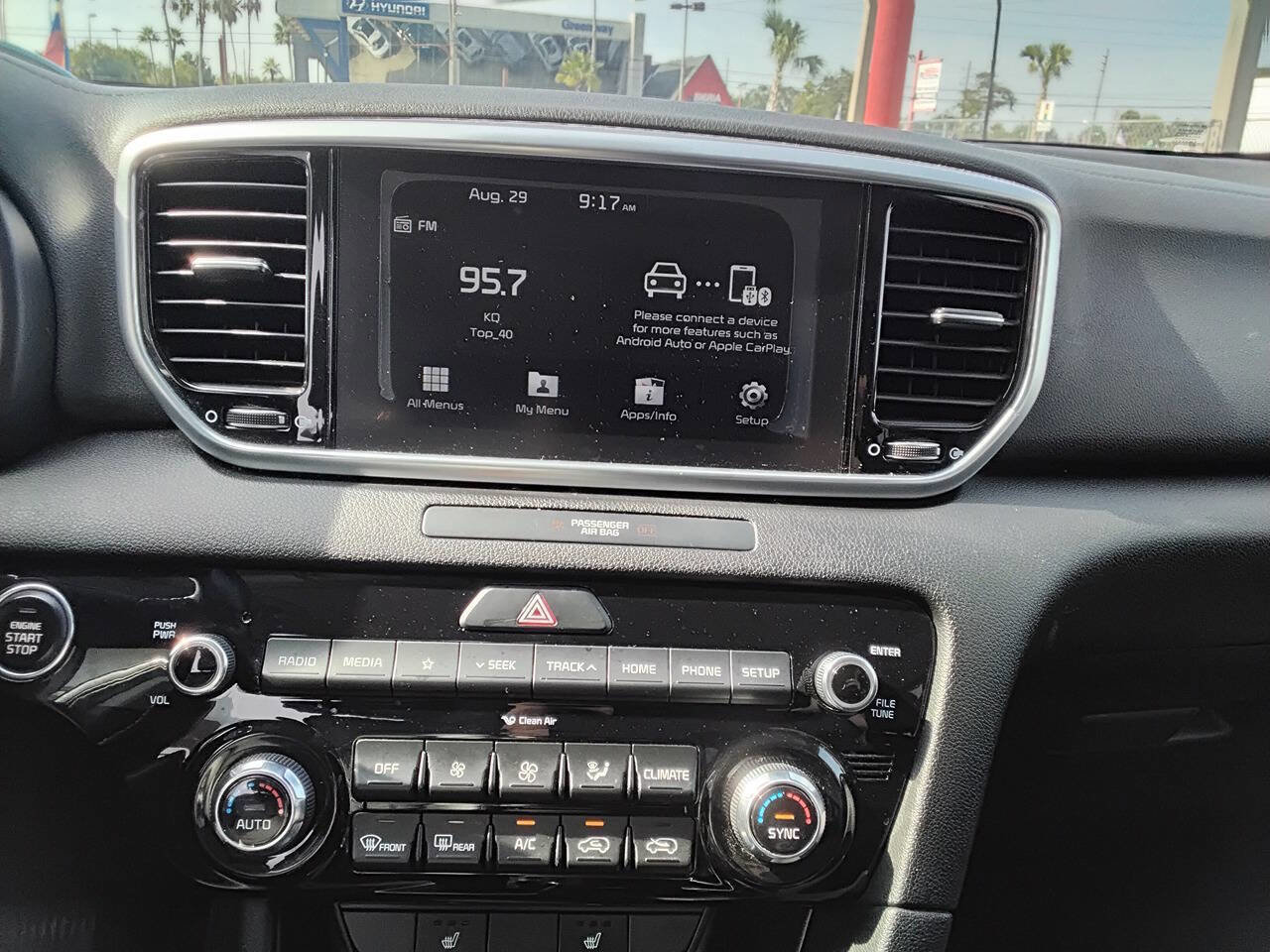 Used 2020 Kia Sportage EX image 15