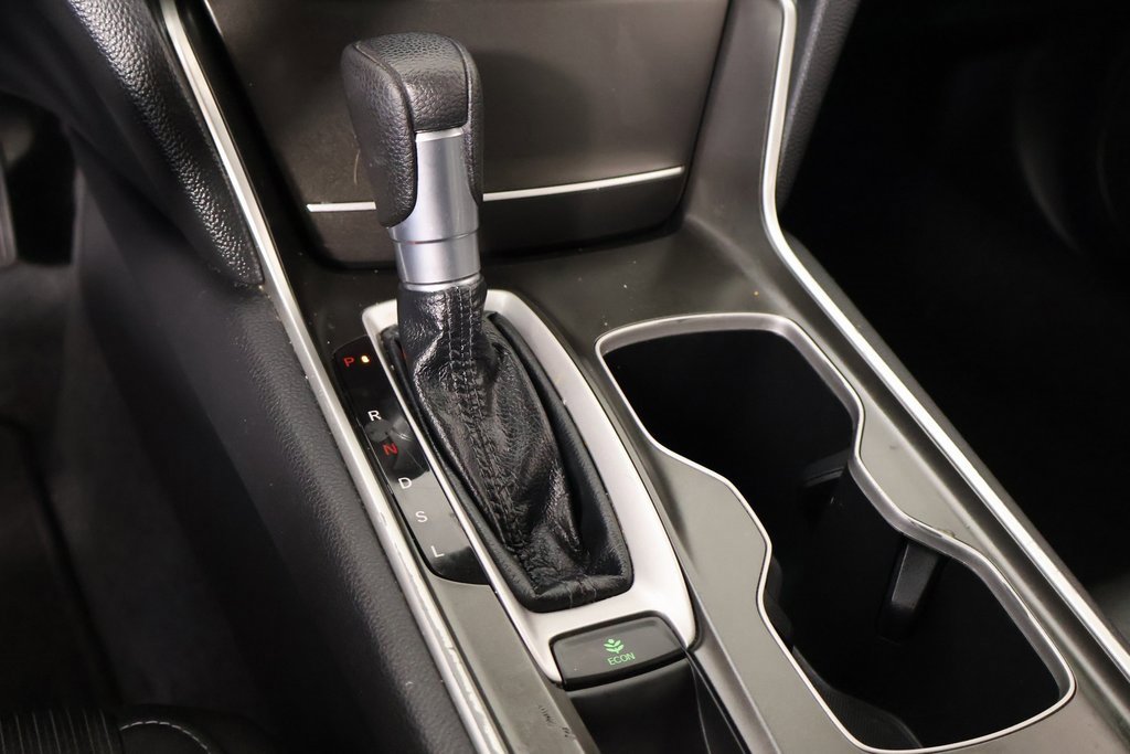 Used 2020 Honda Accord EX image 8