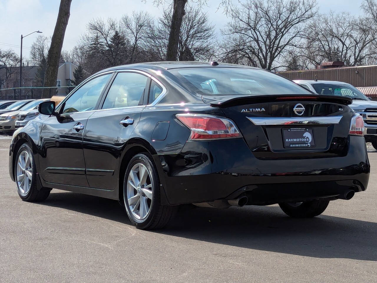 Used 2015 Nissan Altima 2.5 SL w/ Technology Package FWD image 10
