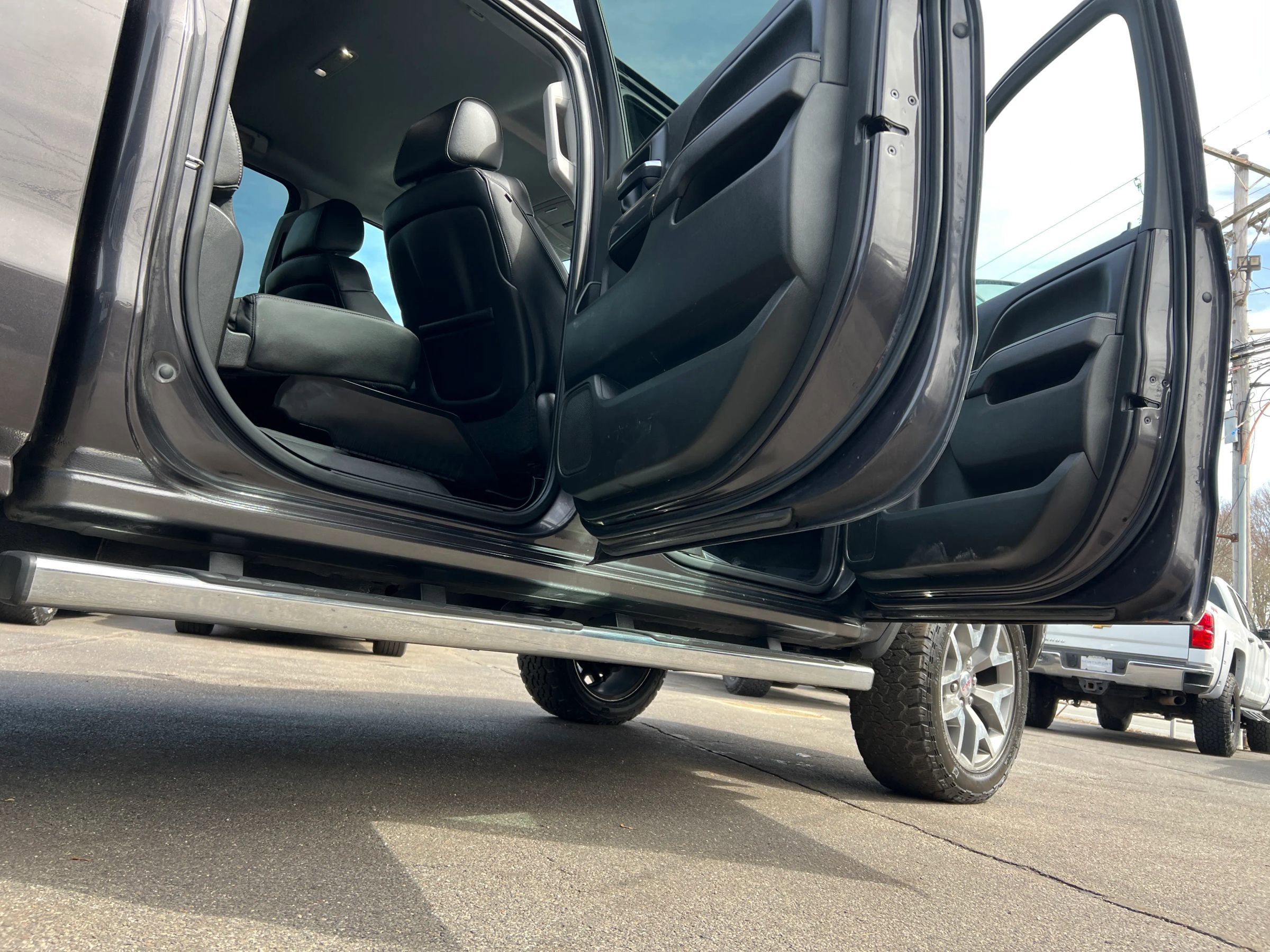 Used 2015 GMC Sierra 1500 SLE image 33