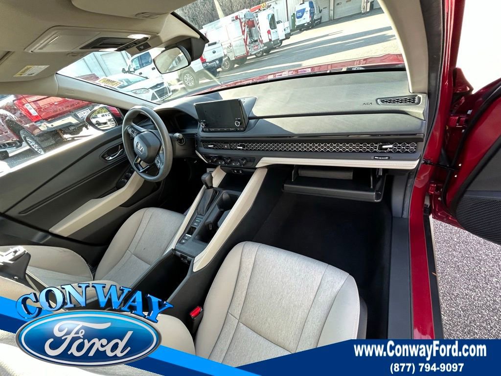 Used 2024 Honda Accord EX image 26