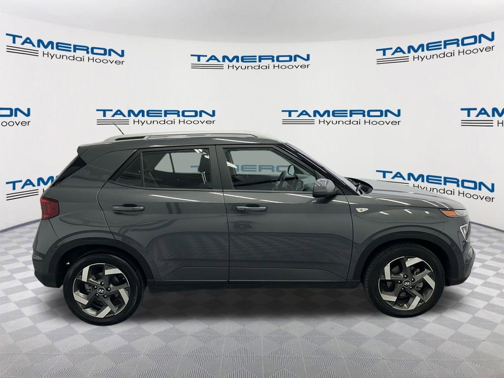 Used 2026 Hyundai Venue SEL FWD image 6