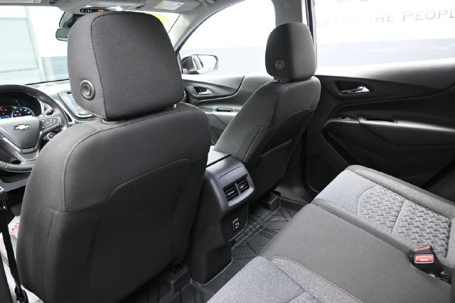 Used 2024 Chevrolet Equinox LT w/ LPO, Cargo Package FWD image 24