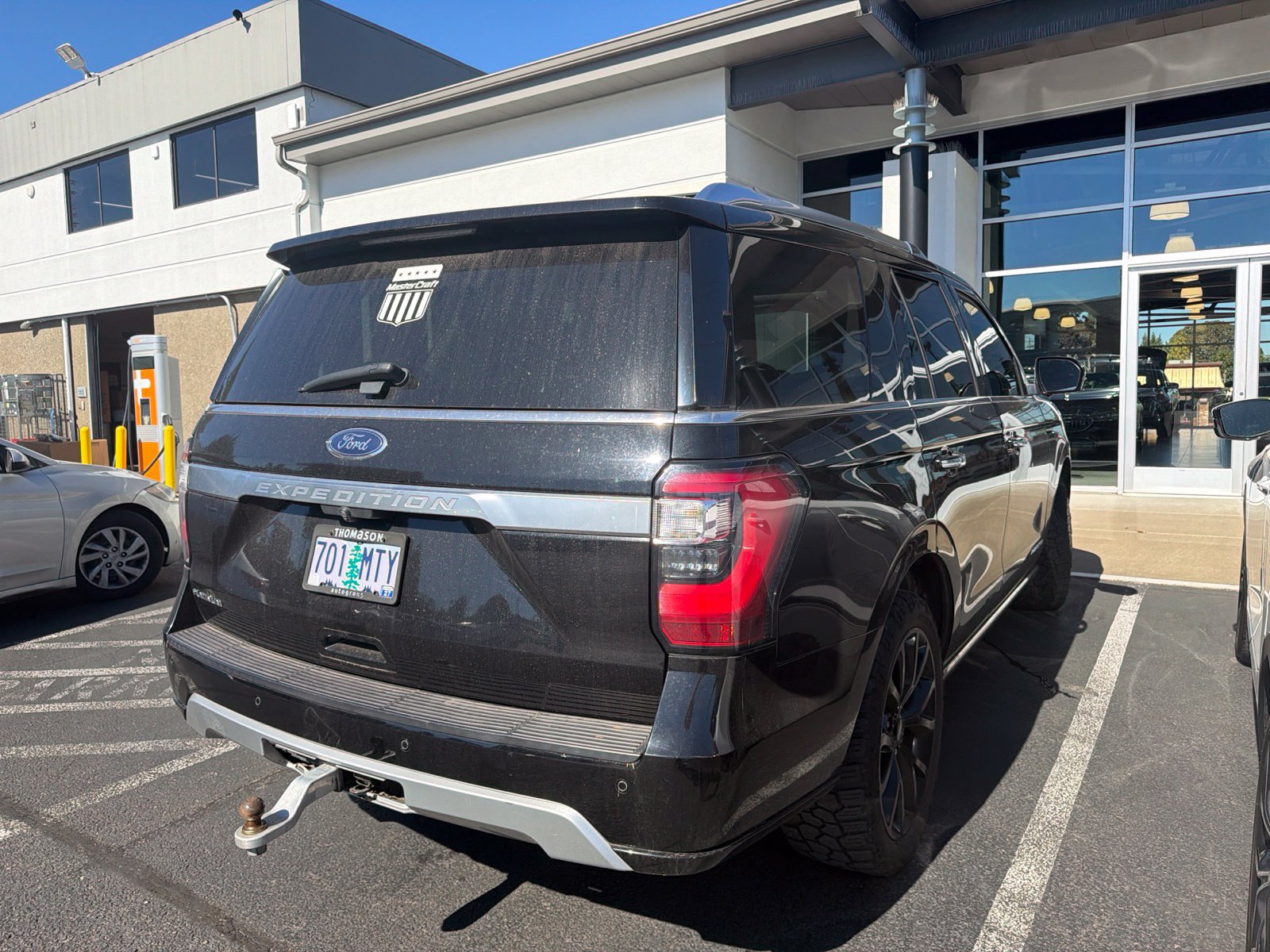 Used 2018 Ford Expedition Platinum AWD/4WD image 4