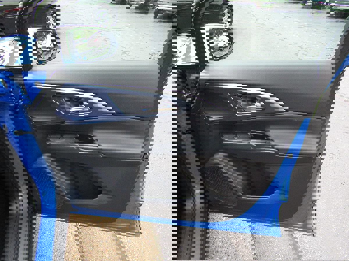 Used 2024 Chevrolet Equinox EV LT image 31