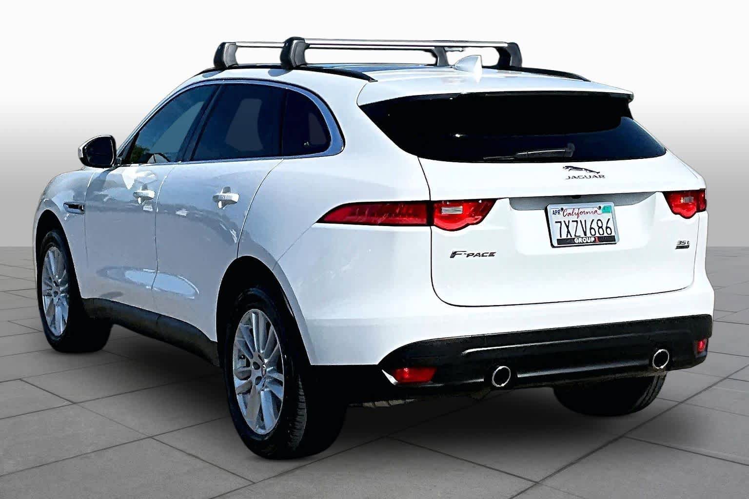 Used 2017 Jaguar F-PACE Prestige AWD/4WD image 11