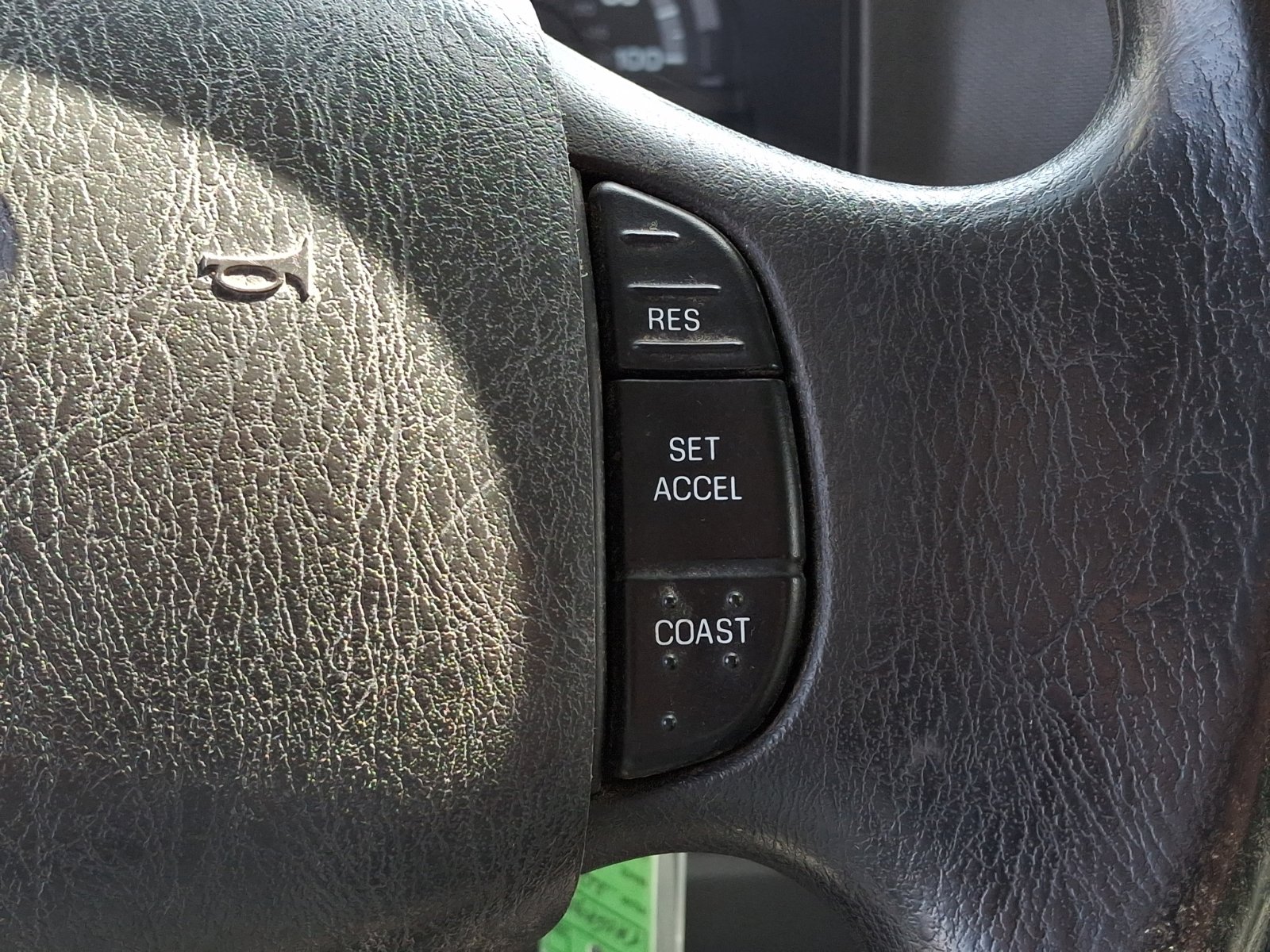 Used 2011 Ford E-250 and Econoline 250 Extended w/ Commercial Cargo Van Pkg image 25