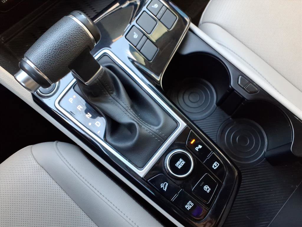 Used 2025 Kia Sportage EX image 27