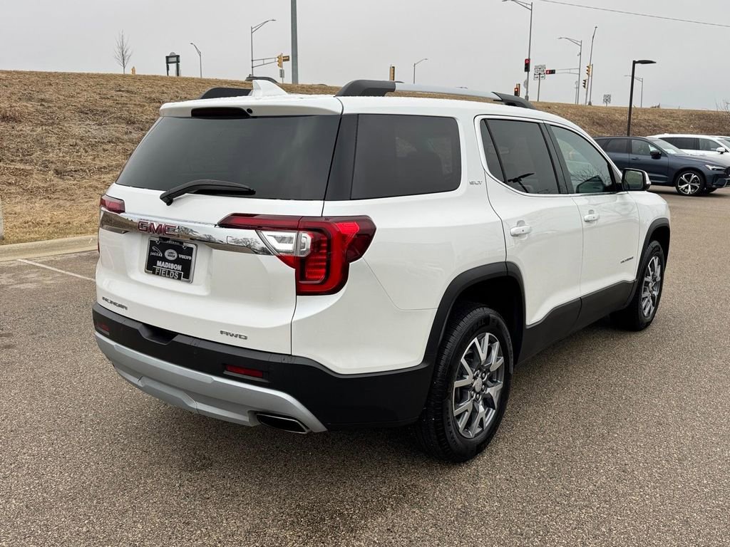 Used 2022 GMC Acadia SLT w/ Technology Package image 4