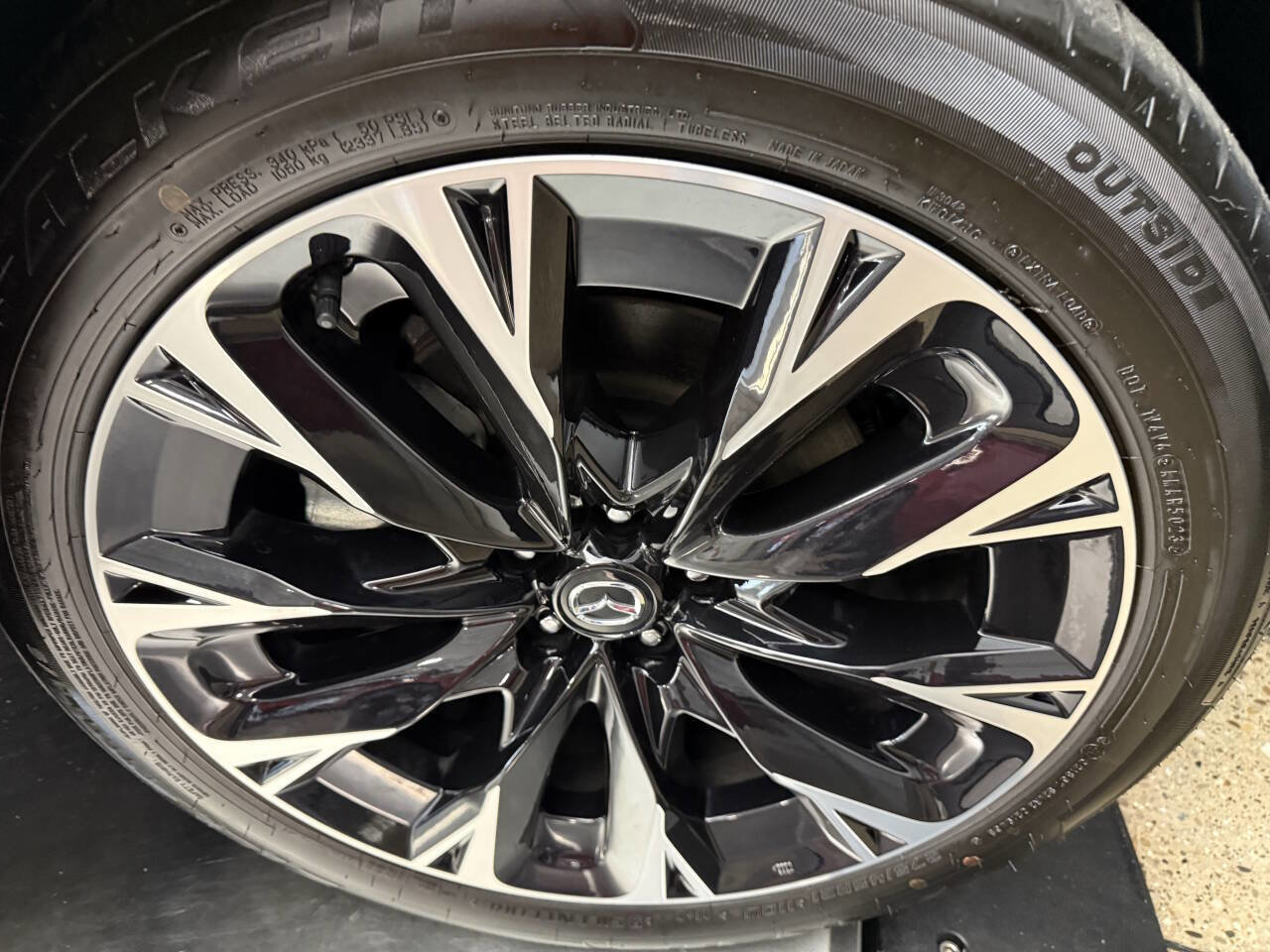 Used 2024 MAZDA CX-90 Plug-In Hybrid w/ Premium Plus AWD/4WD image 33