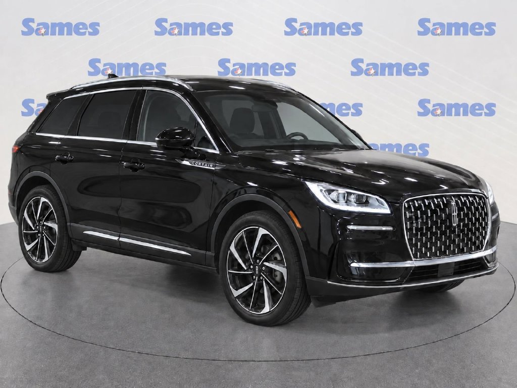 Used 2024 Lincoln Corsair Reserve w/ Towing Package FWD image 1