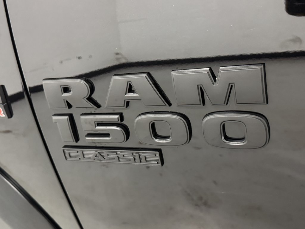 Used 2022 RAM 1500 Warlock AWD/4WD image 31