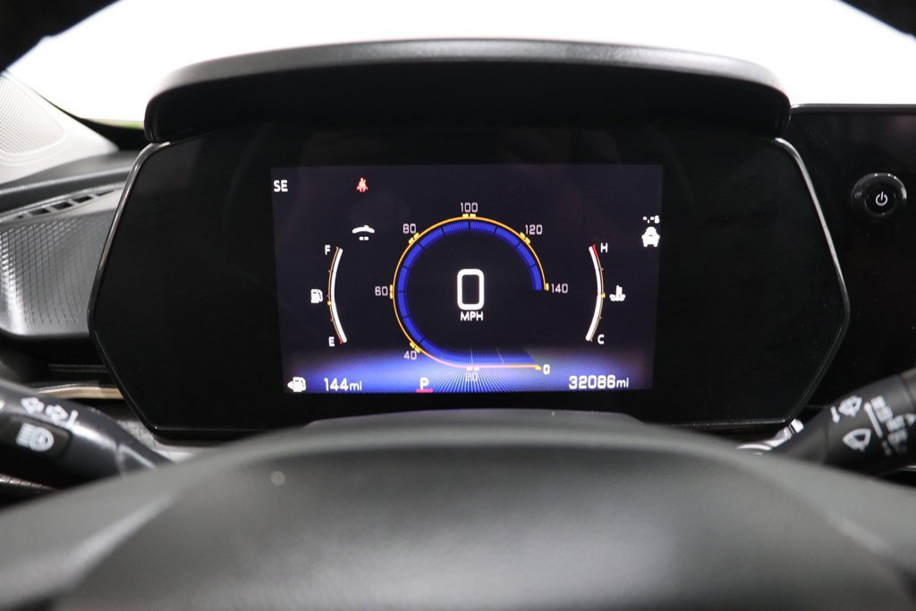 Used 2025 Chevrolet Trax ACTIV w/ Sunroof Package FWD image 23
