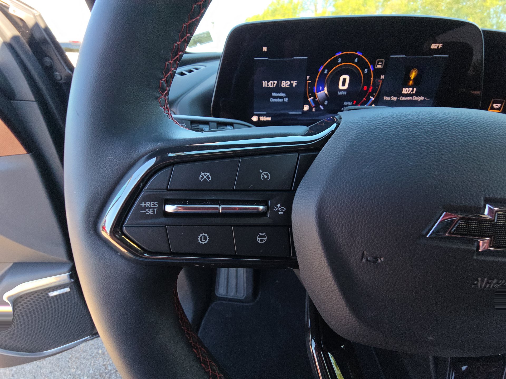 Used 2026 Chevrolet Traverse RS FWD image 18