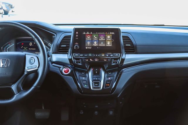 Certified 2024 Honda Odyssey Touring image 15