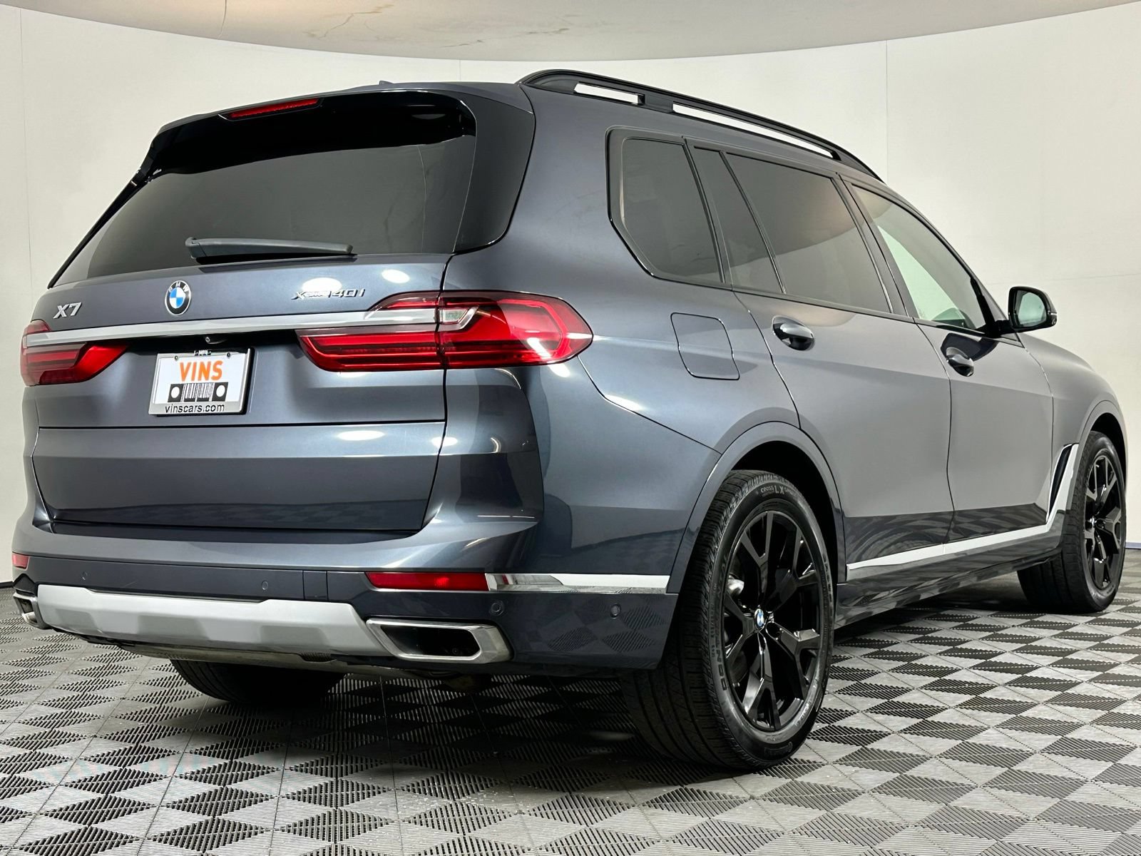 Used 2021 BMW X7 xDrive40i w/ Premium Package AWD/4WD image 6