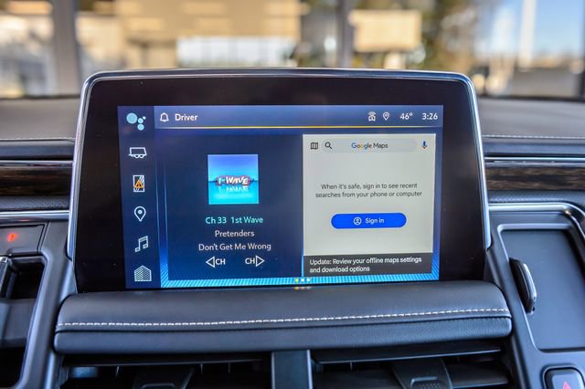 Used 2023 Chevrolet Suburban Premier image 33