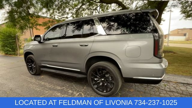 Certified 2025 Cadillac Escalade Luxury w/ LPO, Floor Liner Package AWD/4WD image 6