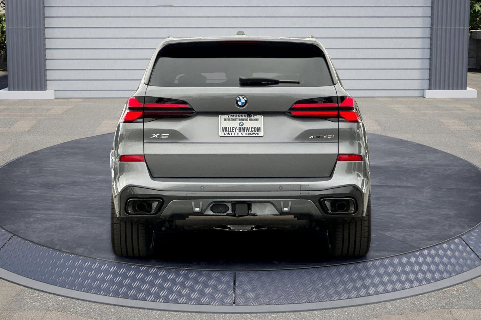 New 2026 BMW X5 xDrive40i w/ M Sport Package image 5