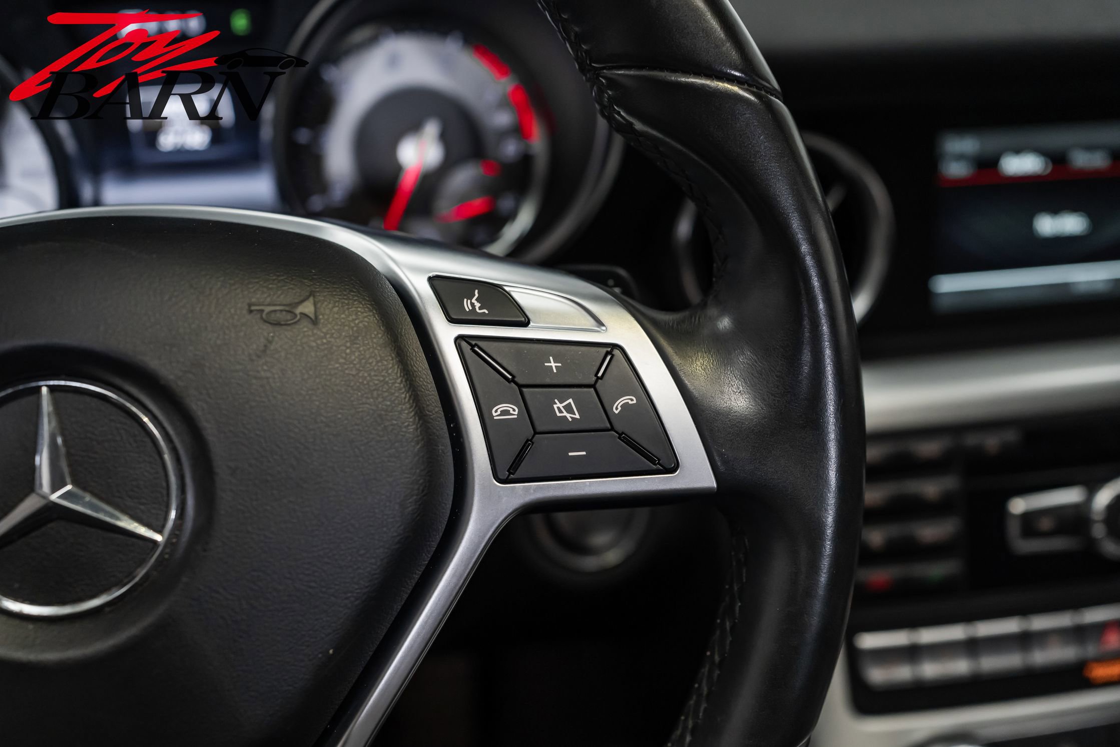 Used 2016 Mercedes-Benz SLK 300 SLK 300 image 38