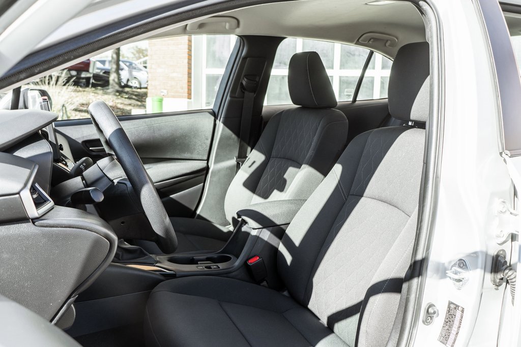 Used 2024 Toyota Corolla LE image 6
