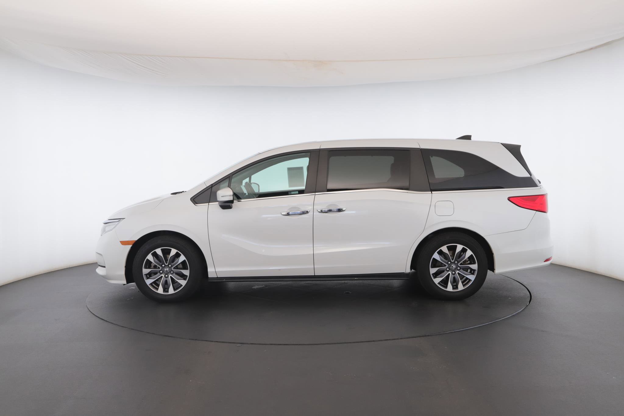 Used 2023 Honda Odyssey EX-L image 18