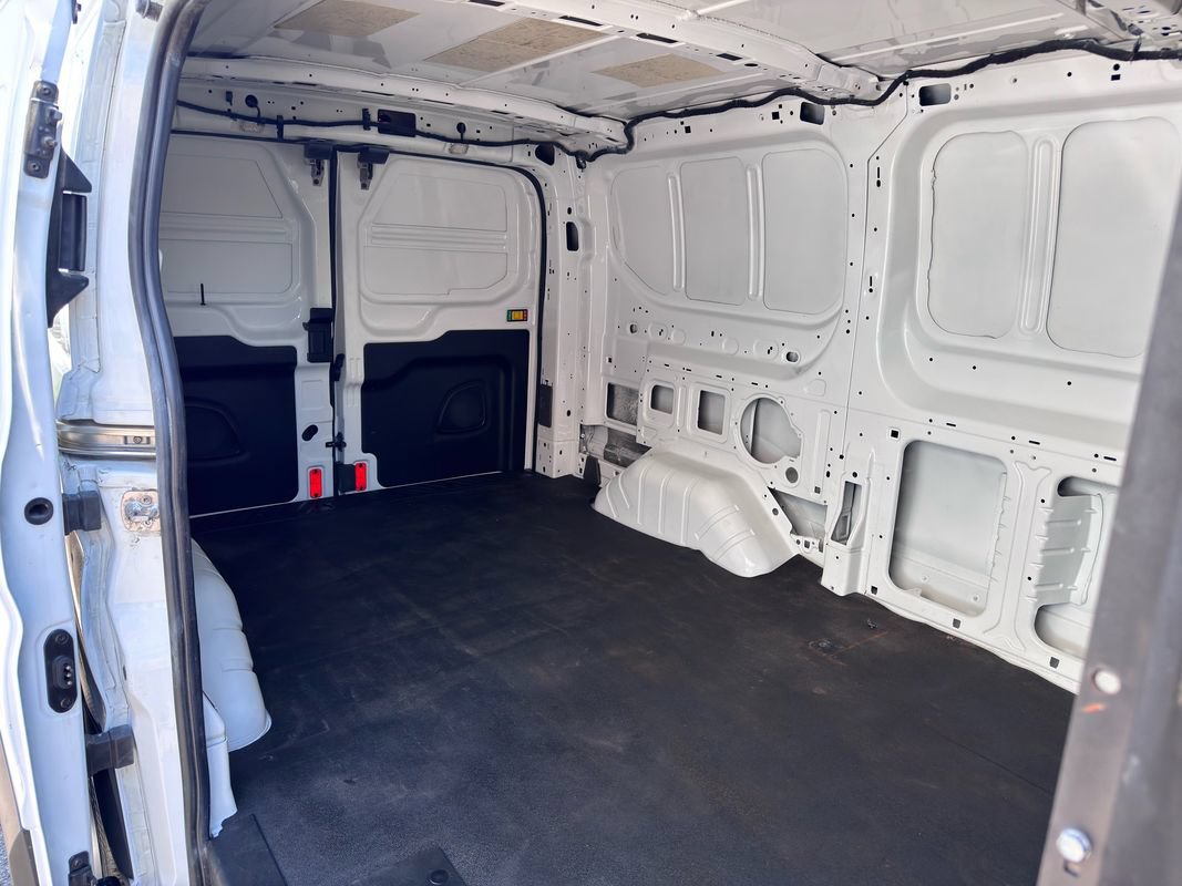 Used 2024 Ford Transit 150 Low Roof AWD image 33