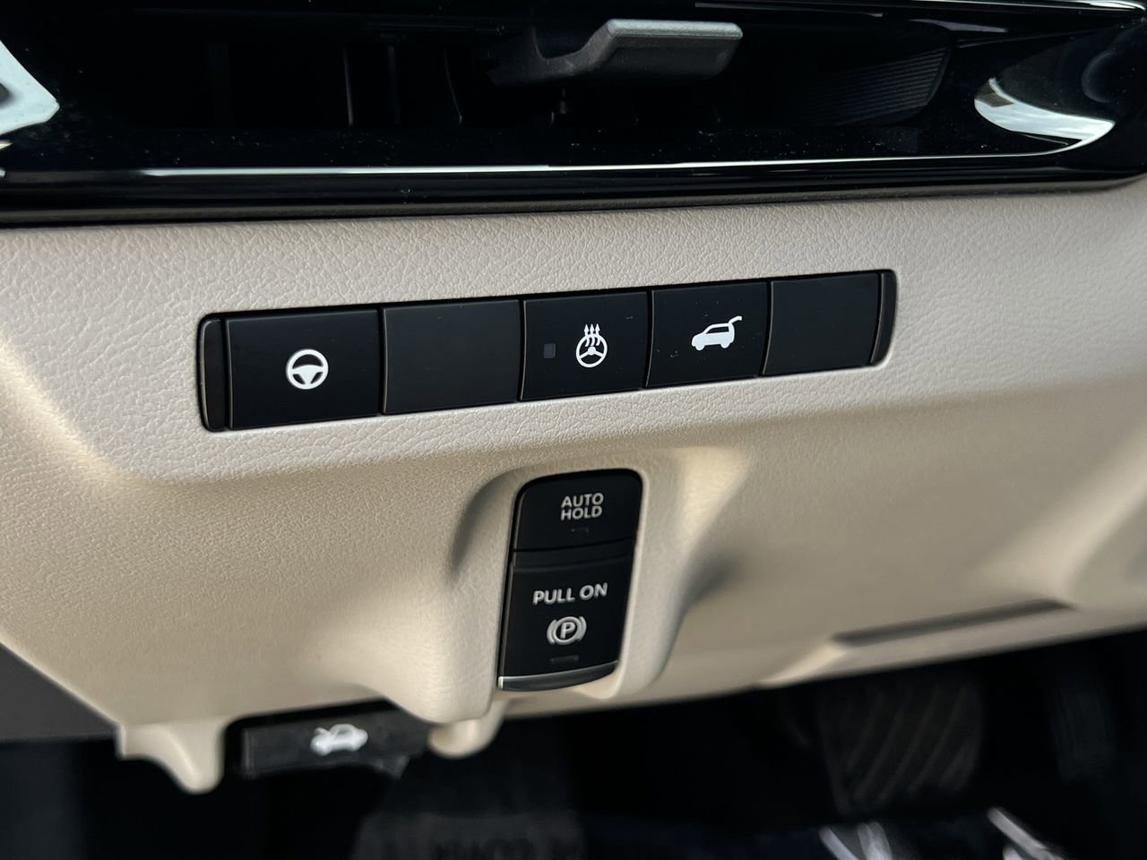 Certified 2025 Nissan Murano SL image 14