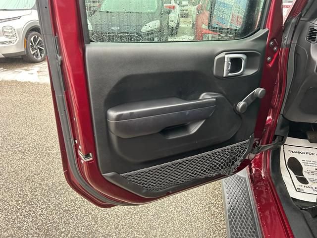 Used 2021 Jeep Wrangler Unlimited Sport AWD/4WD image 10