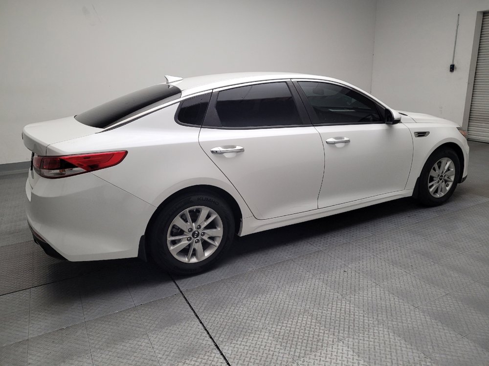 Used 2016 Kia Optima LX image 10