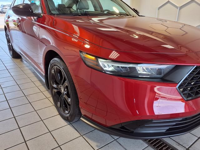 Certified 2025 Honda Accord SE image 22