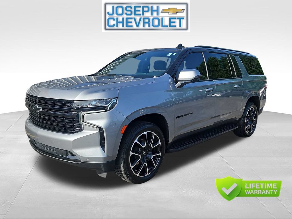 Used 2024 Chevrolet Suburban RST w/ Luxury Package AWD/4WD image 2